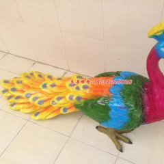 玻璃鋼孔雀雕塑，玻璃鋼彩繪雕塑