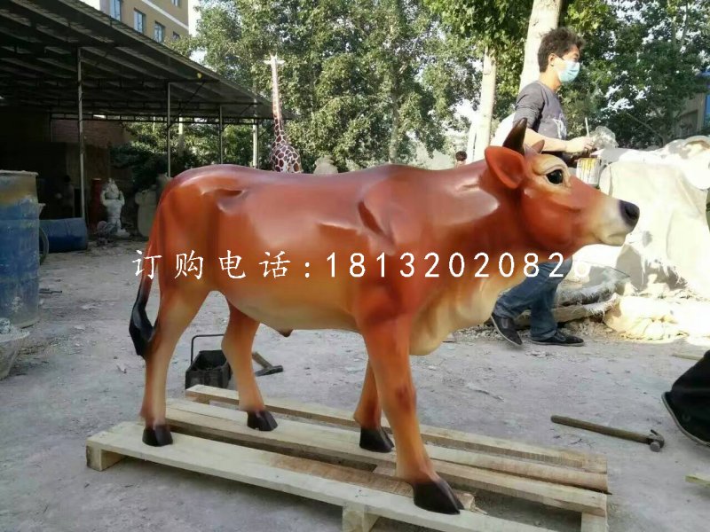 大黃牛雕塑，玻璃鋼動物雕塑