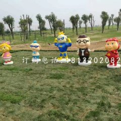 公園卡通擺件，玻璃鋼豬豬俠雕塑