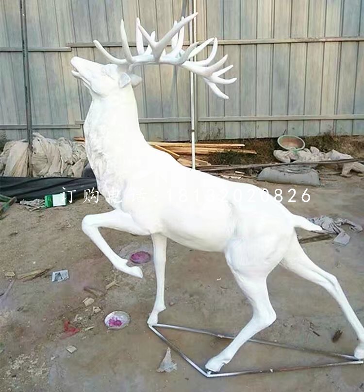 白色的鹿雕塑，玻璃鋼動(dòng)物雕塑 (2)