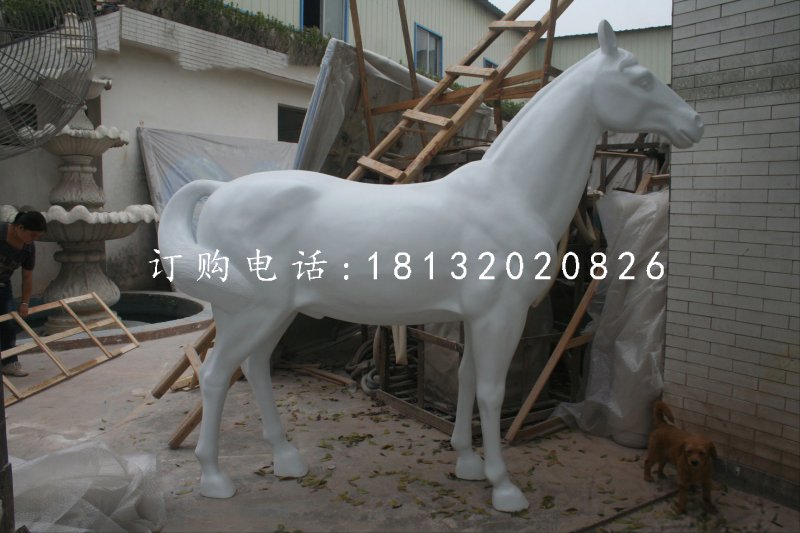 白馬雕塑，公園玻璃鋼動物雕塑