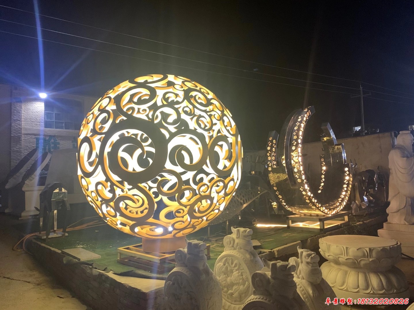 小區不銹鋼燈光鏤空球雕塑