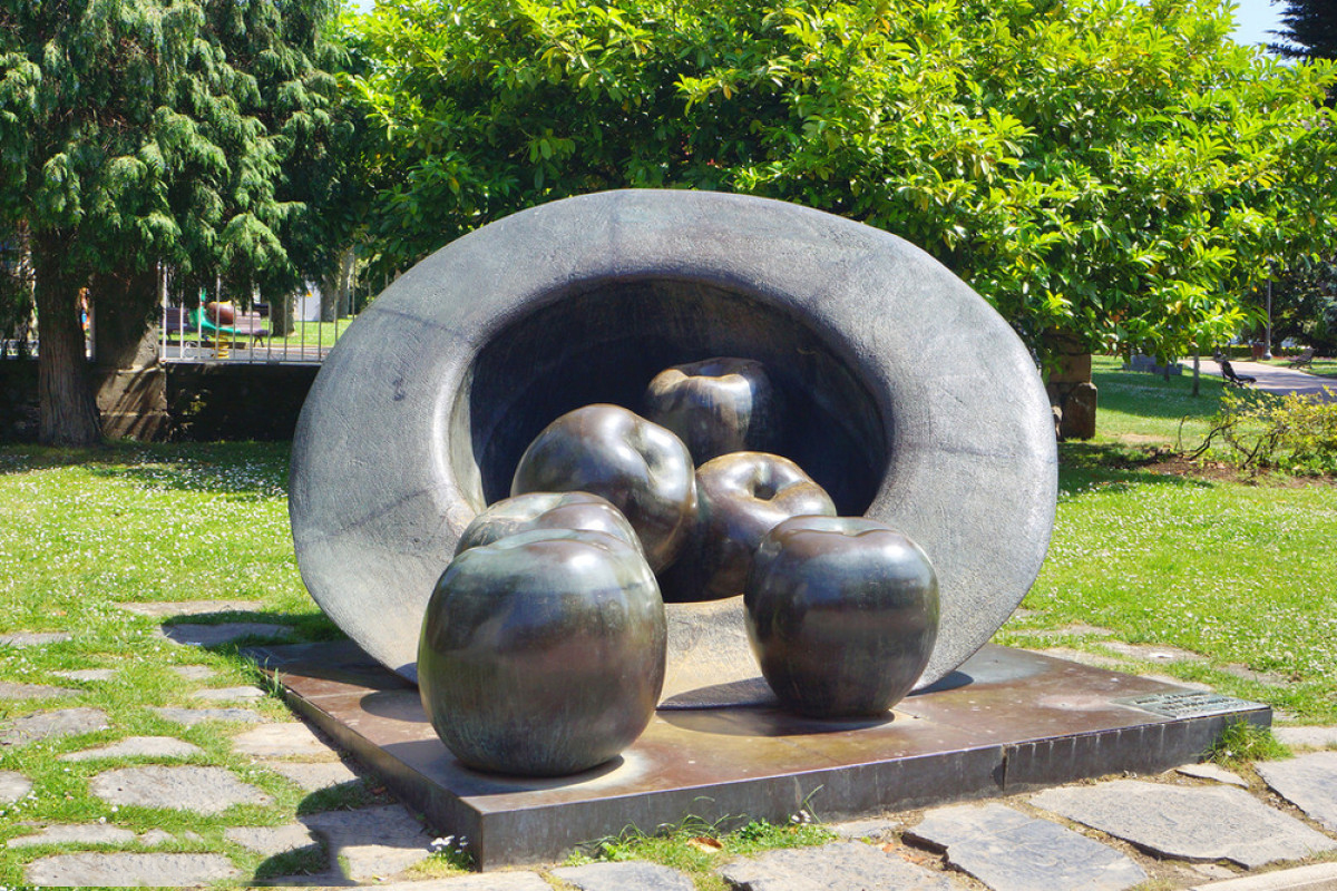 蘋果銅雕，蘋果雕塑，城市水果雕塑