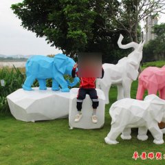 玻璃鋼粉紅小象雕塑，玻璃鋼抽象動物雕塑