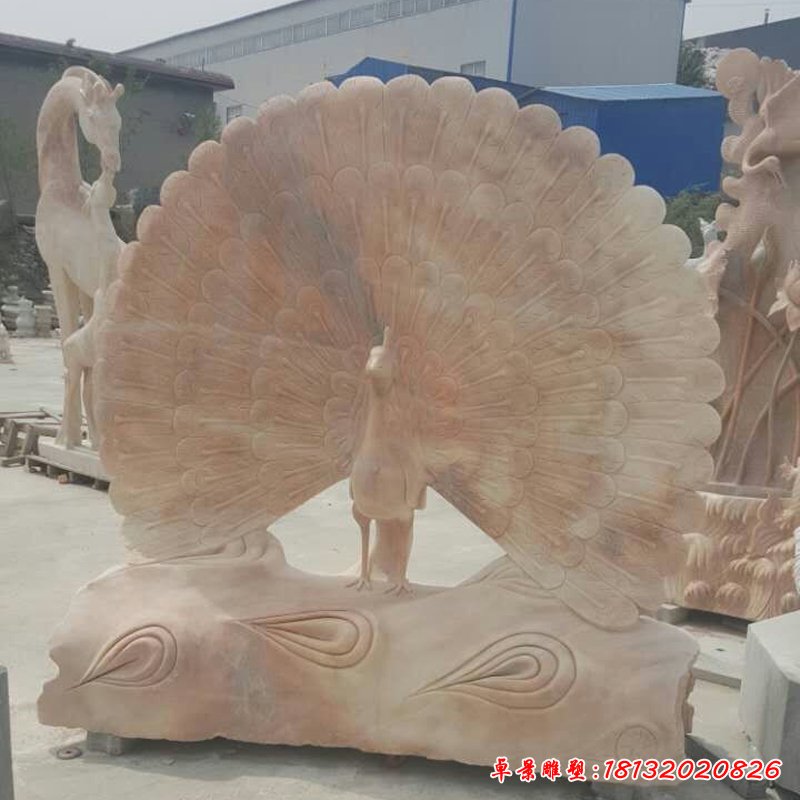 孔雀開屏石雕