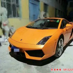 玻璃鋼跑車景觀雕塑