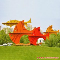 不銹鋼魚抽象雕塑