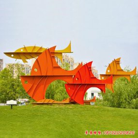 不銹鋼魚抽象雕塑