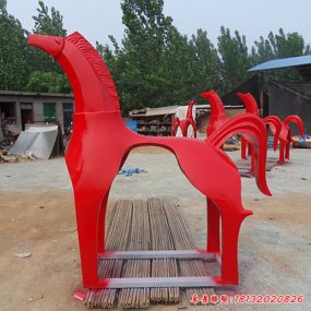 不銹鋼幾何馬雕塑