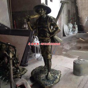 銅雕人物全身像