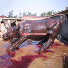 深交所大樓門前的銅牛塑像