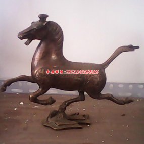 馬踏飛燕 銅雕塑