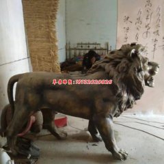 動(dòng)物銅雕像