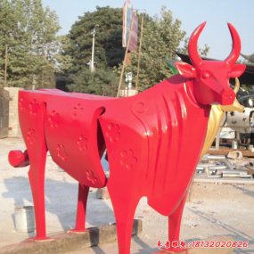 牛的抽象雕像