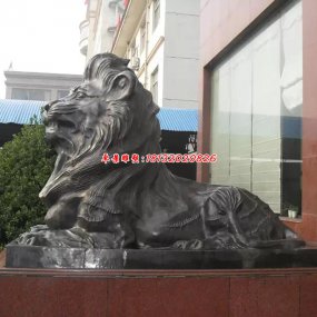 銀行銅獅子