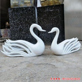 天鵝抽象雕塑