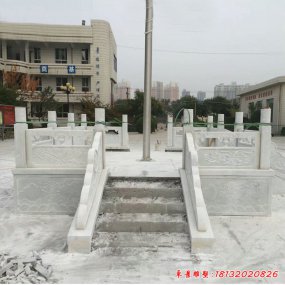 升旗臺(tái)校園