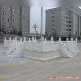 升旗臺(tái)欄桿