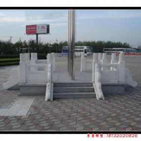 廣場(chǎng)升旗臺(tái)石雕